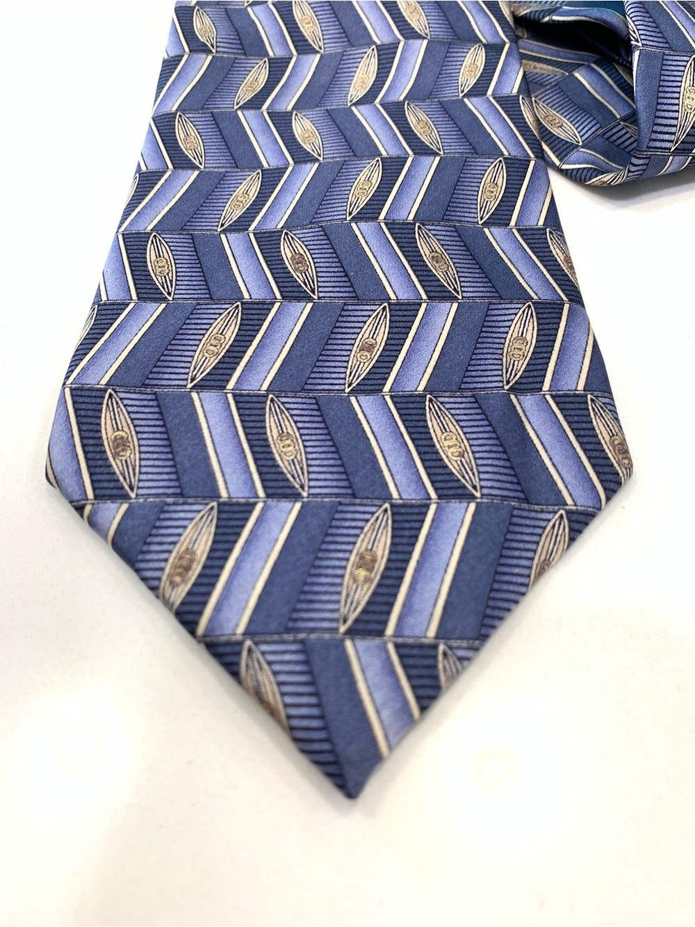Pierre Pacha Italian Silk Tie Blue Metallic Geometric Design L: 58" W: 3.5"